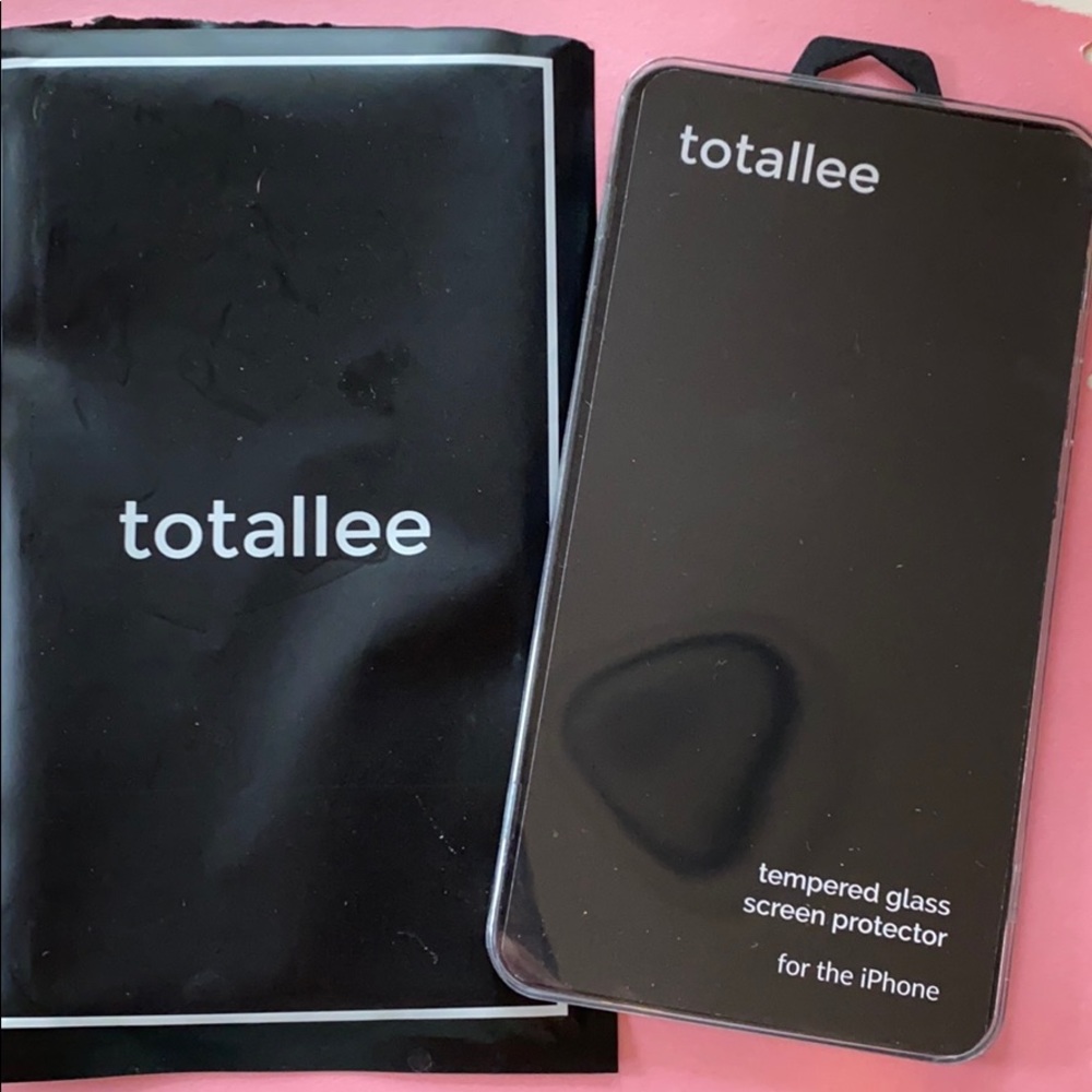 TOTALLEE TEMPERED GLASS SCREEN PROTECTOR